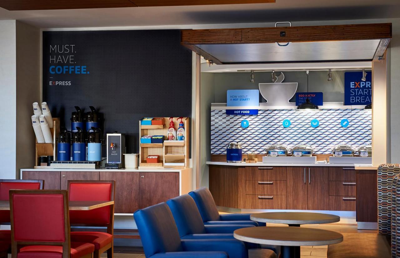Holiday Inn Express & Suites - Burley By Ihg ภายนอก รูปภาพ